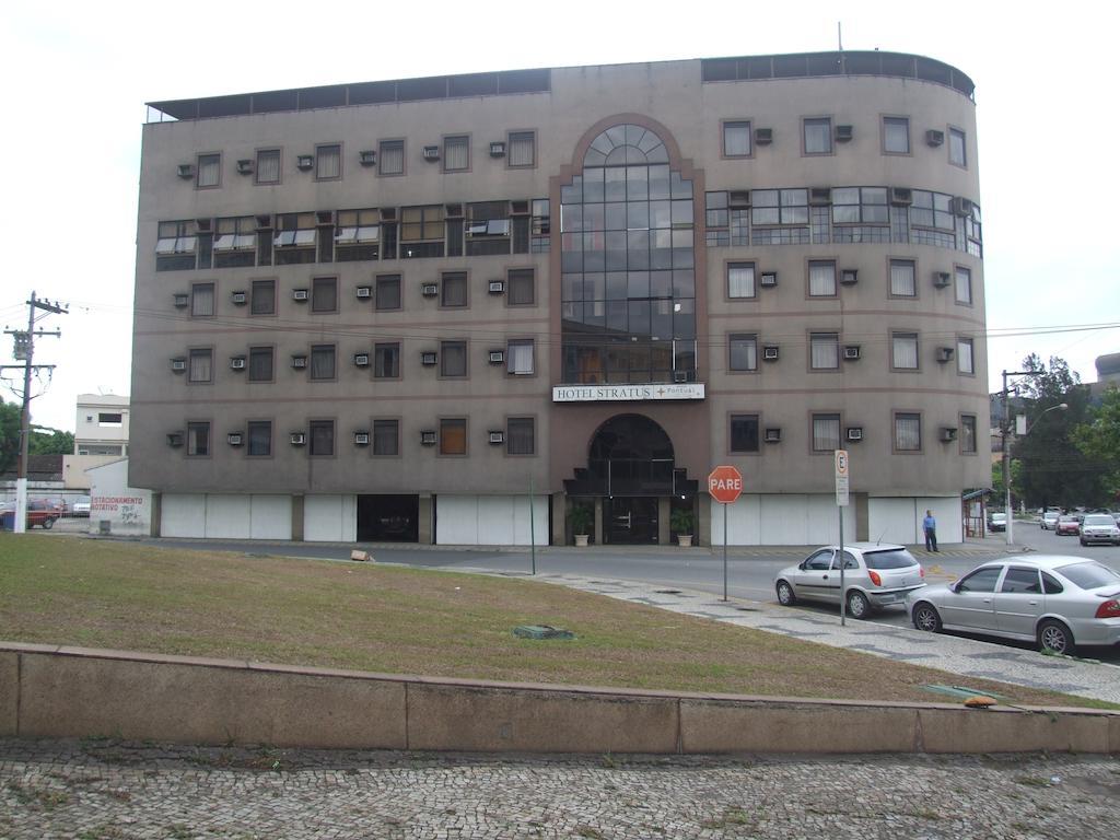 Stratus Vila Hotel Волта Редонда Екстериор снимка