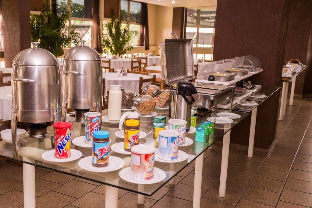 Stratus Vila Hotel Волта Редонда Екстериор снимка